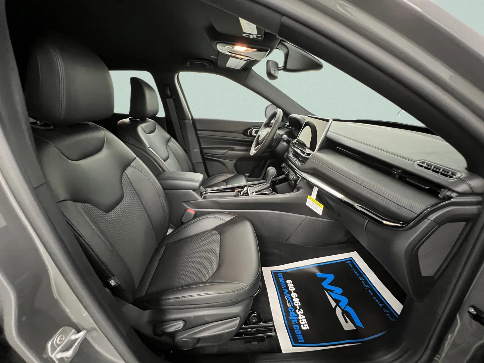 Jeep Compass photo 35