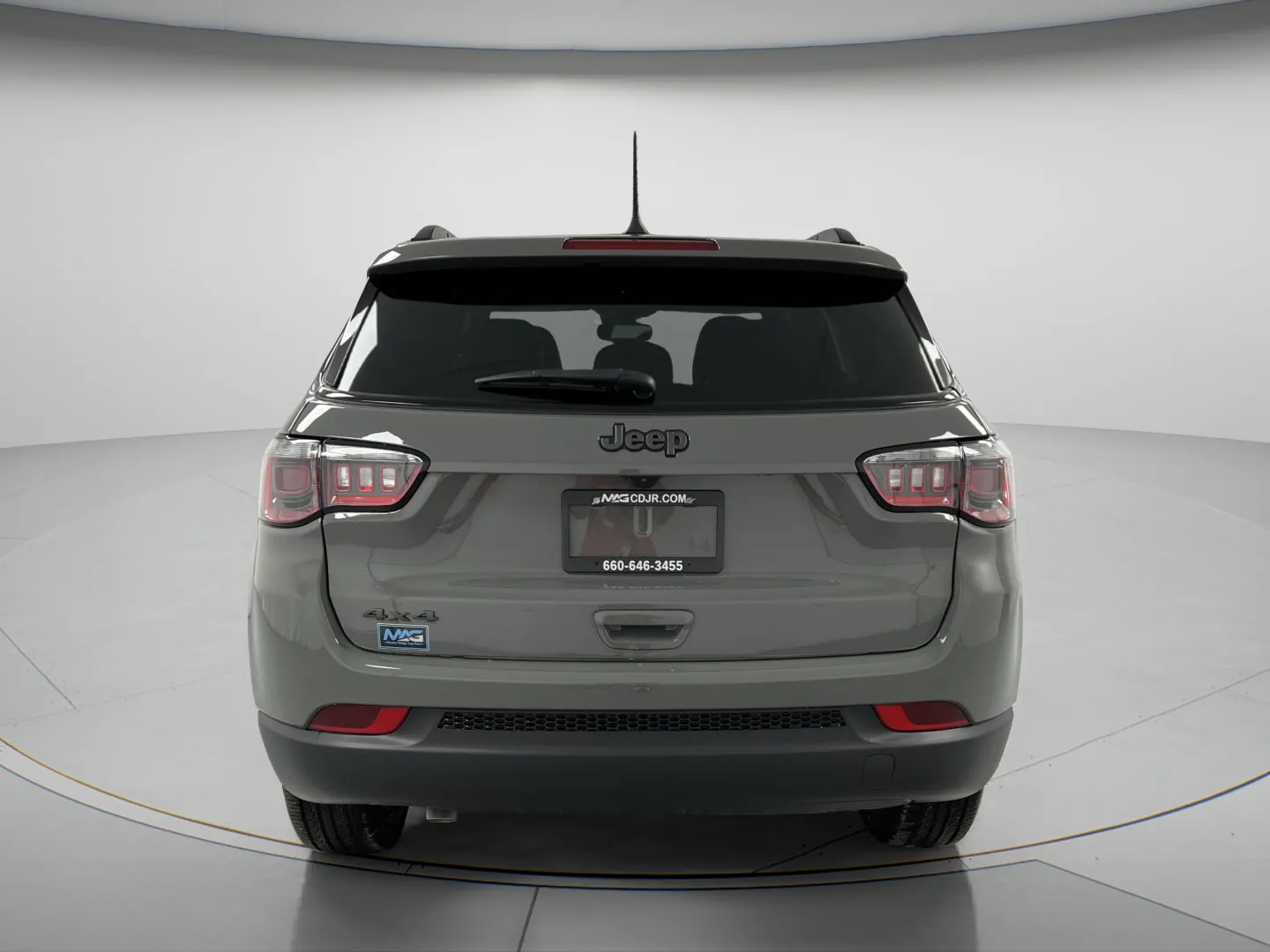 Jeep Compass photo 7