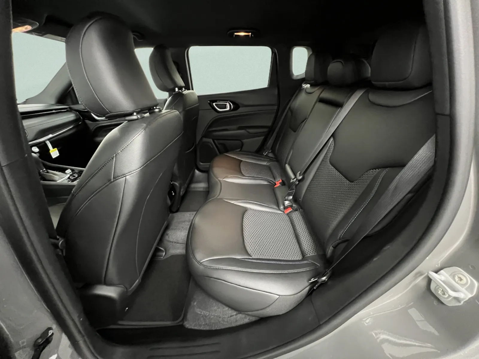 Jeep Compass photo 29