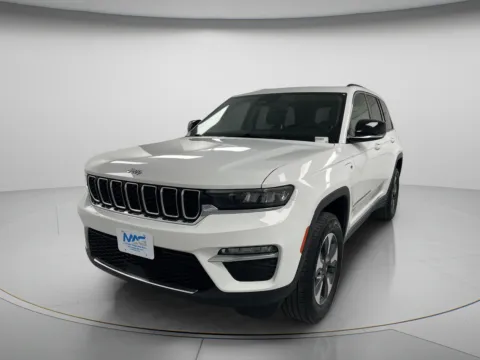 More photos of 2024 Jeep Grand Cherokee 4xe 4x4 at MAG CDJR, MO