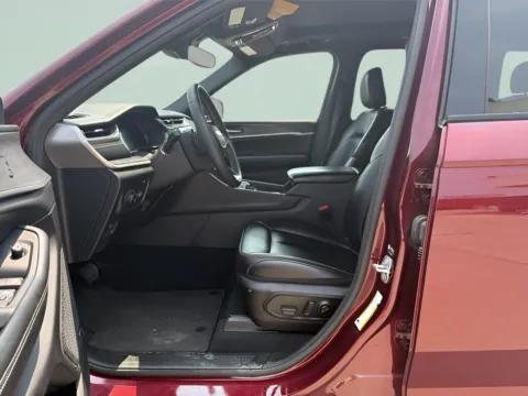 Another view of 2024 Jeep Grand Cherokee 4xe 4x4 for sale in Chillicothe, MO at MAG CDJR