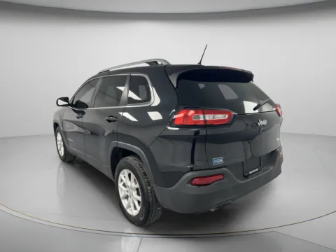 More photos of 2014 Jeep Cherokee Latitude at MAG CDJR, MO