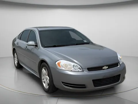 Silver 2009 Chevrolet Impala LS for sale in Chillicothe, MO