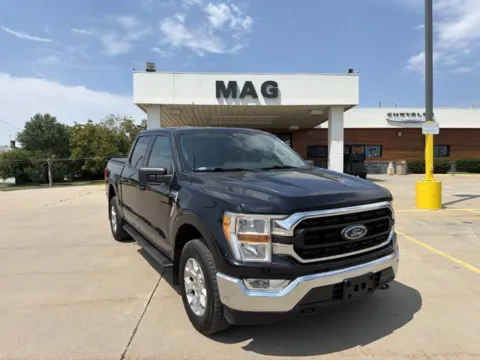 Black 2022 Ford F-150 XLT for sale in Chillicothe, MO