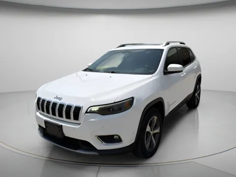 Photos of 2021 Jeep Cherokee Limited for sale in Chillicothe, MO at MAG CDJR