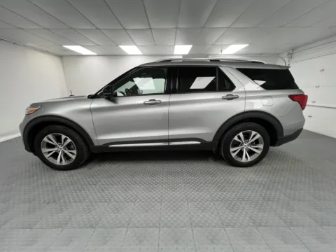 More photos of 2020 Ford Explorer Platinum at MAG CDJR, MO