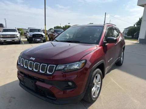 Photos of 2022 Jeep Compass Latitude for sale in Chillicothe, MO at MAG CDJR
