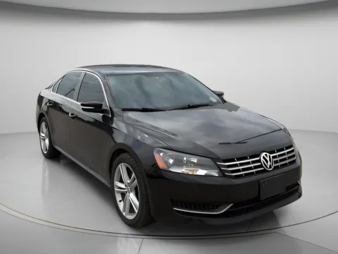 Black 2015 Volkswagen Passat 2.0L TDI SE for sale in Chillicothe, MO