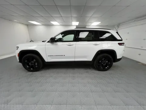 More photos of 2026 Jeep Grand Cherokee Limited at MAG CDJR, MO