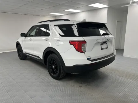 More photos of 2020 Ford Explorer XLT at MAG CDJR, MO