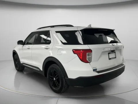 More photos of 2020 Ford Explorer XLT at MAG CDJR, MO