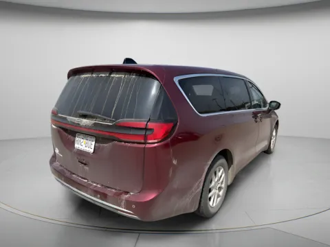 More photos of 2023 Chrysler Pacifica Touring L at MAG CDJR, MO