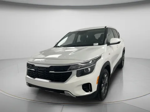 More photos of 2026 Kia Seltos LX at MAG CDJR, MO