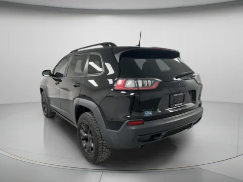 More photos of 2020 Jeep Cherokee Upland at MAG CDJR, MO