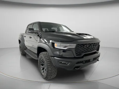Photos of 2027 Ram 1500 RHO for sale in Chillicothe, MO at MAG CDJR