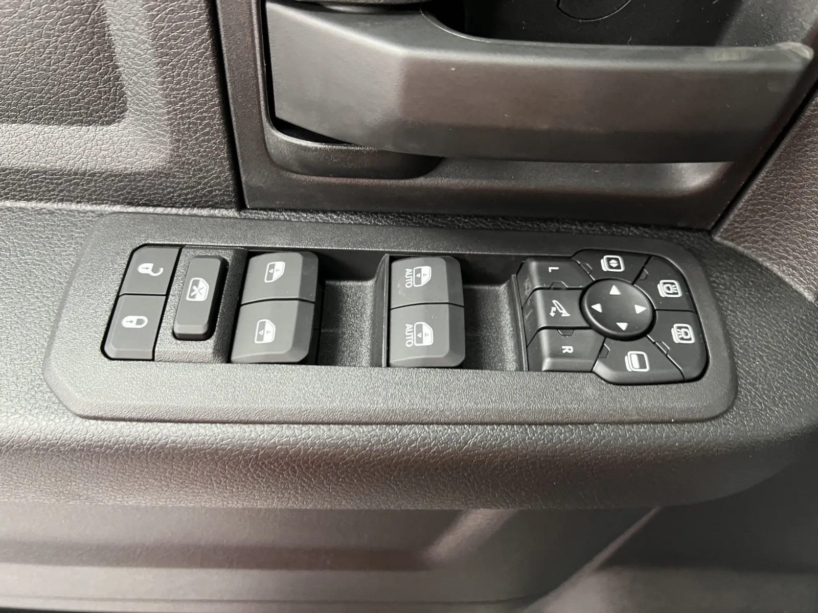 Ram 2500 photo 15