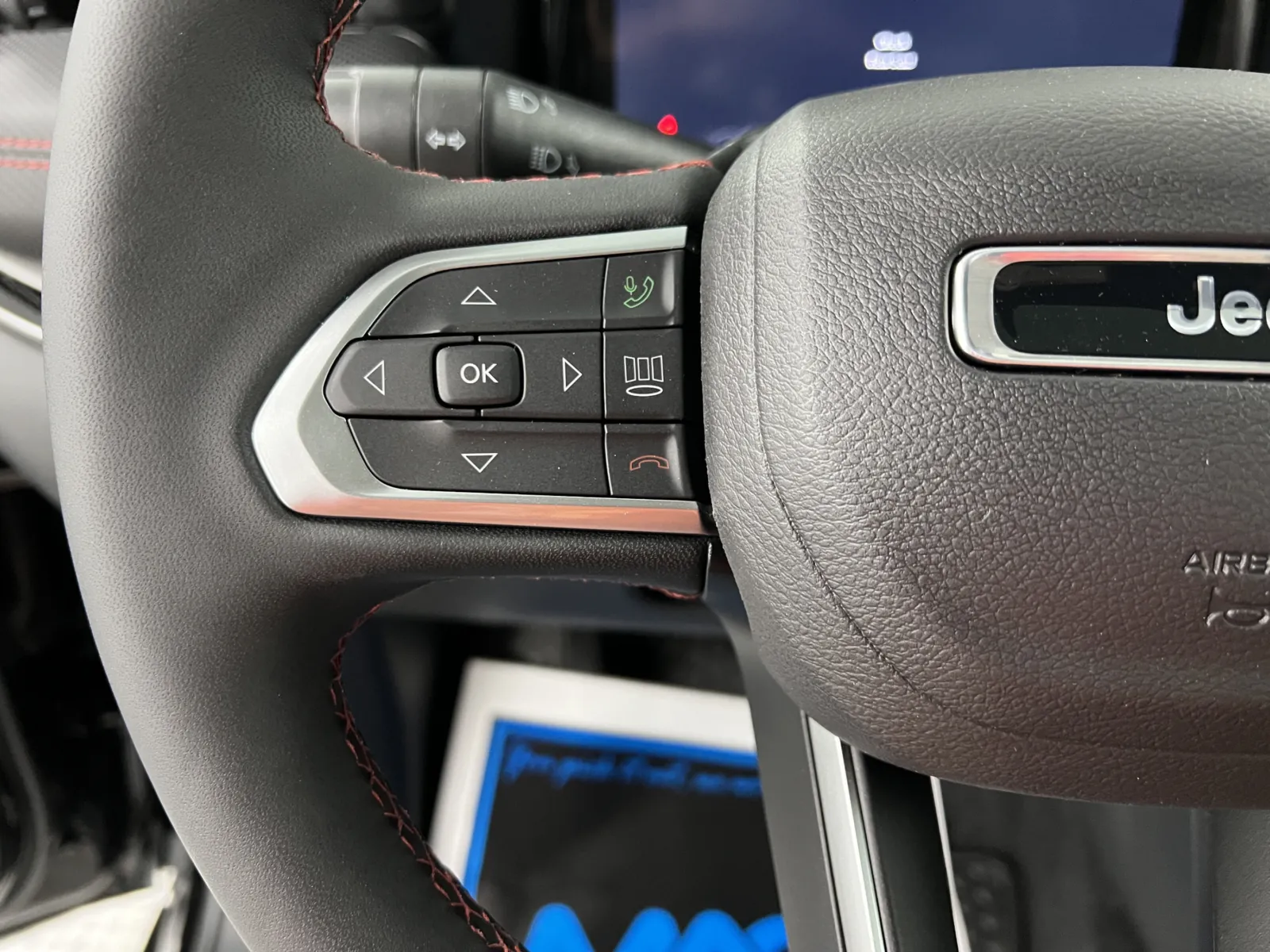 Jeep Compass photo 24