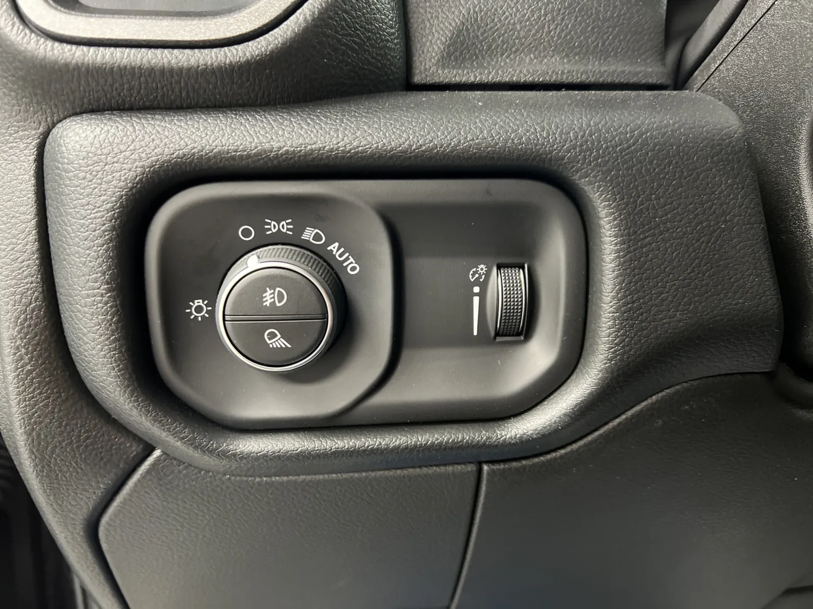 Ram 3500 photo 22