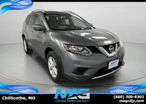 Gray 2016 Nissan Rogue SV for sale in Chillicothe, MO