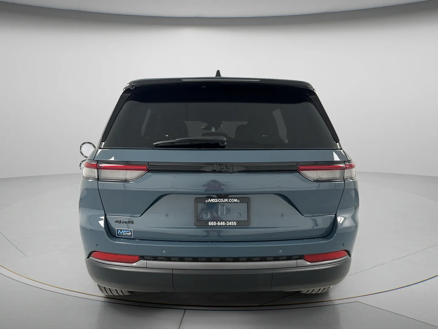 Jeep Grand Cherokee photo 7