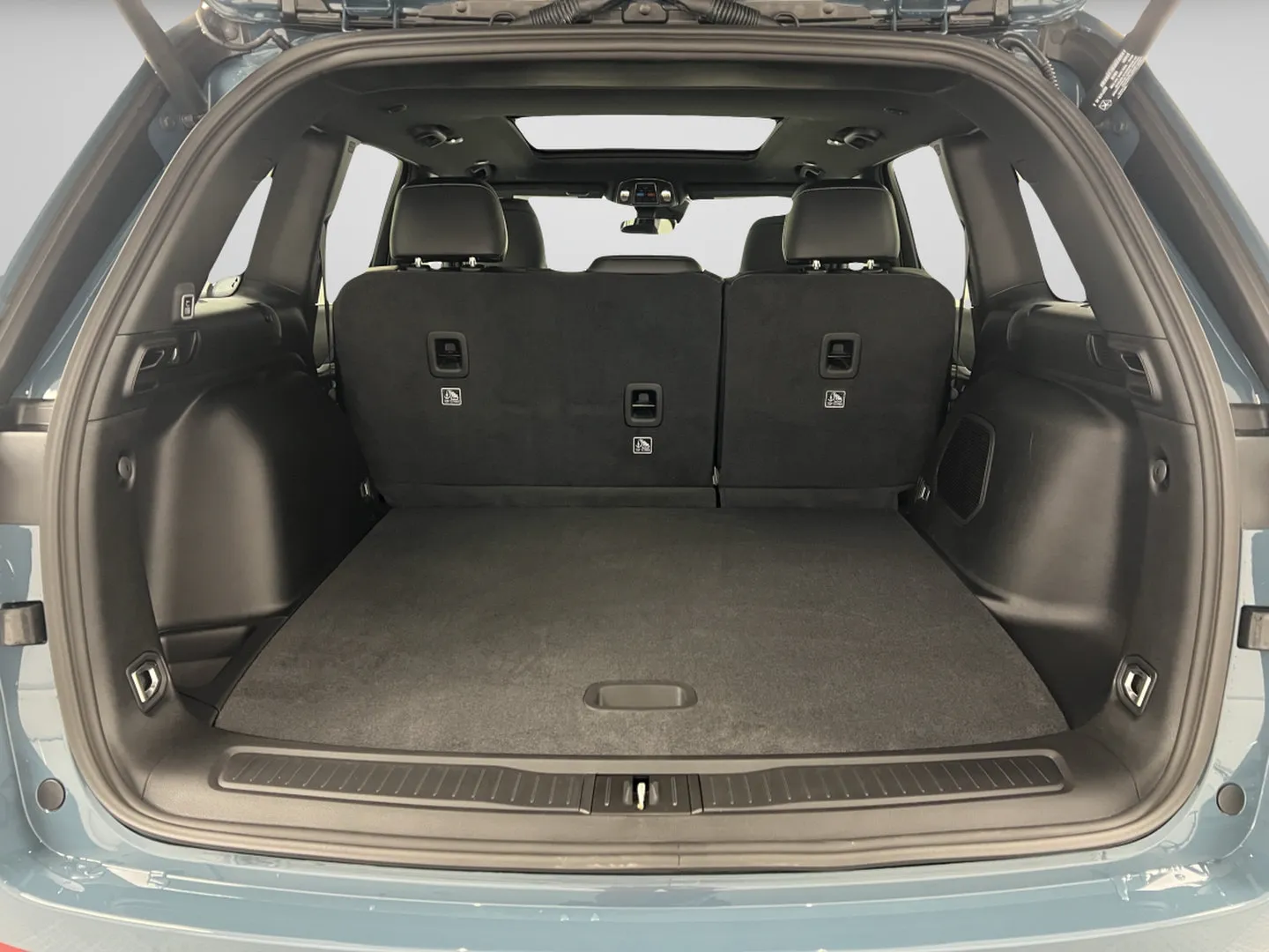 Jeep Grand Cherokee photo 33