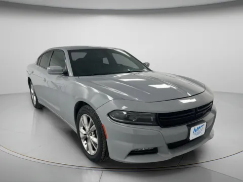 Photos of 2022 Dodge Charger SXT for sale in Chillicothe, MO at MAG CDJR