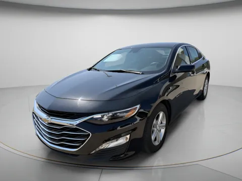 Photos of 2025 Chevrolet Malibu LT for sale in Chillicothe, MO at MAG CDJR