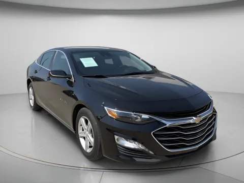 Black 2025 Chevrolet Malibu LT for sale in Chillicothe, MO