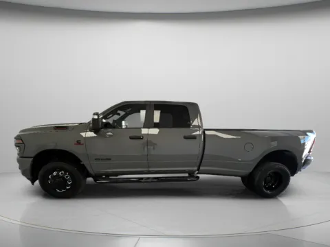 More photos of 2027 Ram 3500 Big Horn at MAG CDJR, MO