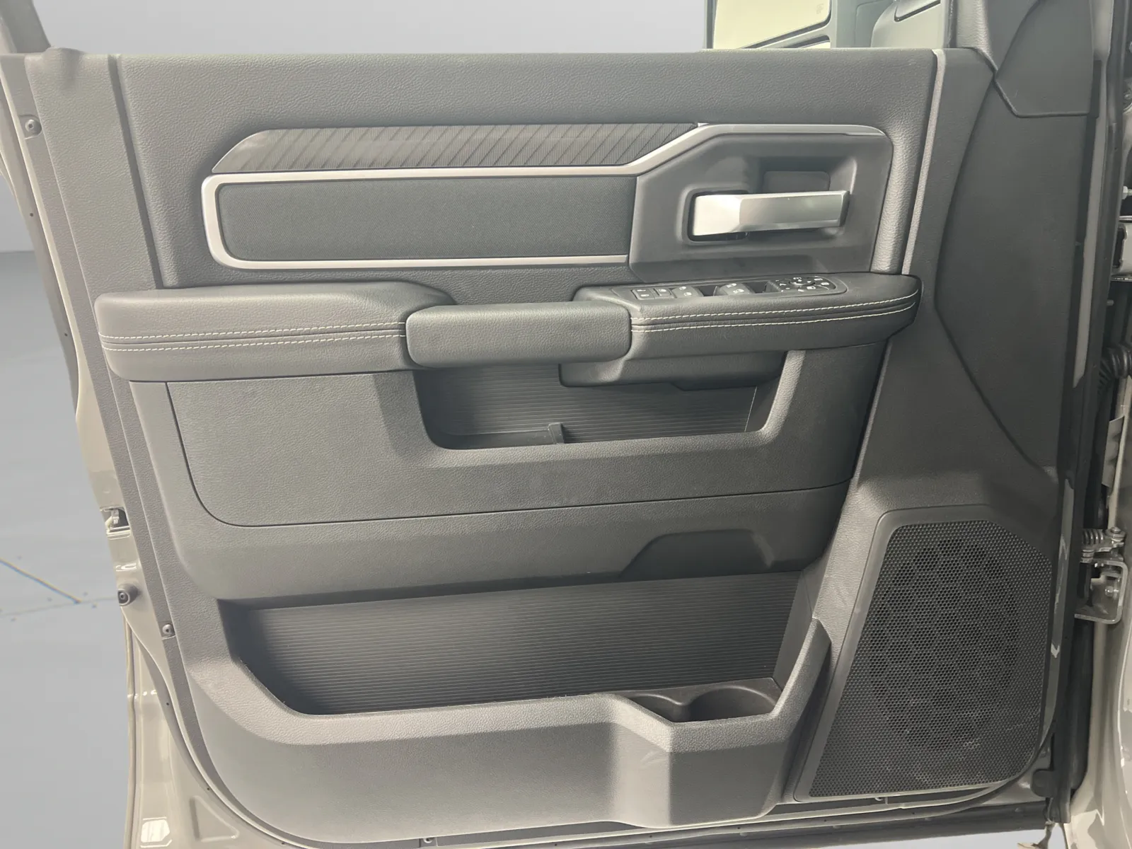 Ram 2500 photo 13