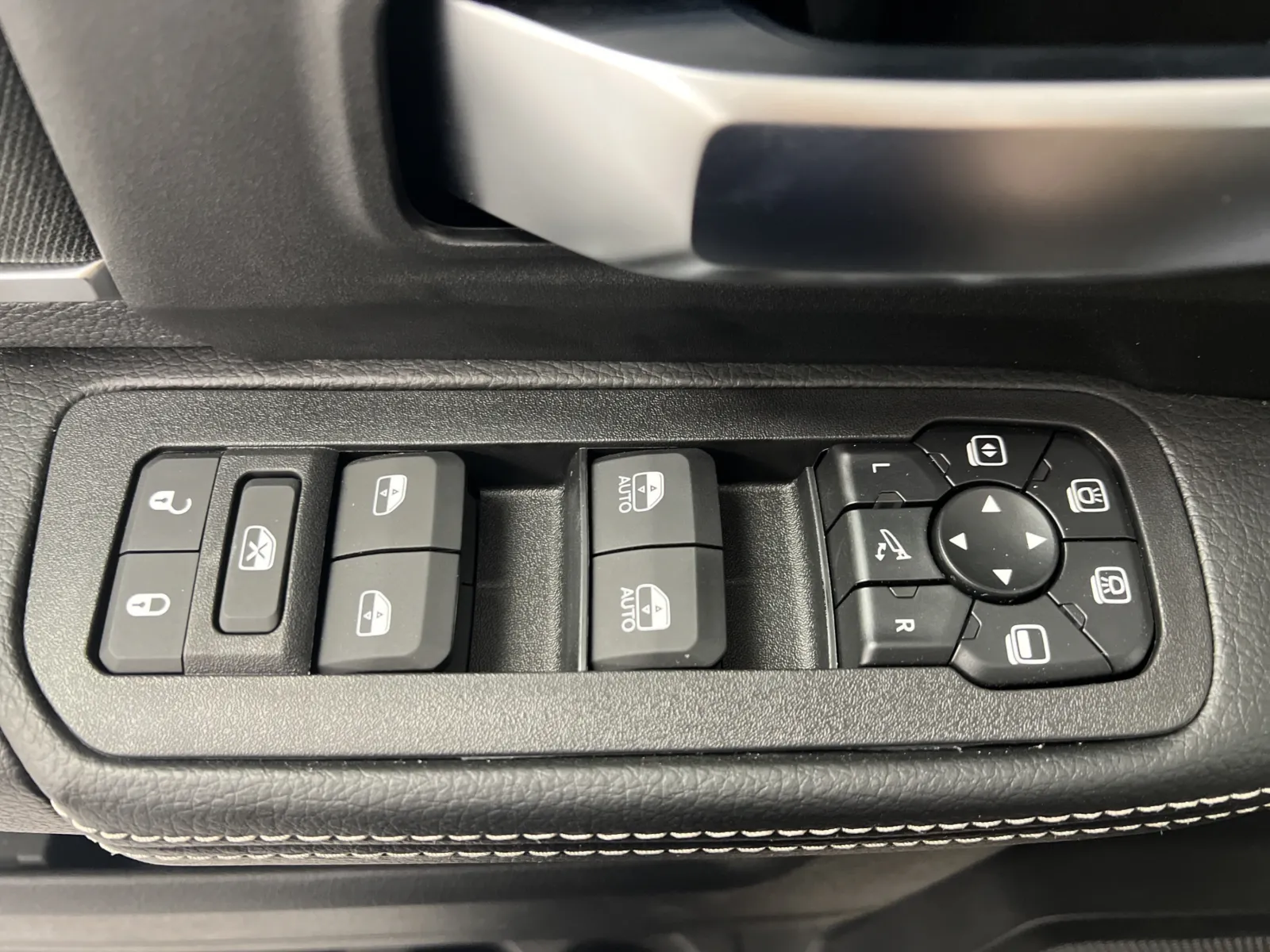 Ram 2500 photo 14