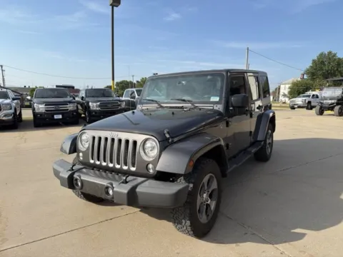 Photos of 2017 Jeep Wrangler Unlimited Sahara for sale in Chillicothe, MO at MAG CDJR