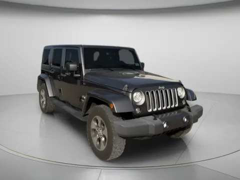 Gray 2017 Jeep Wrangler Unlimited Sahara for sale in Chillicothe, MO