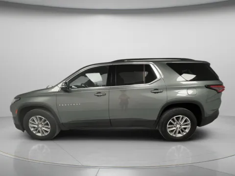 More photos of 2023 Chevrolet Traverse LT Cloth at MAG CDJR, MO