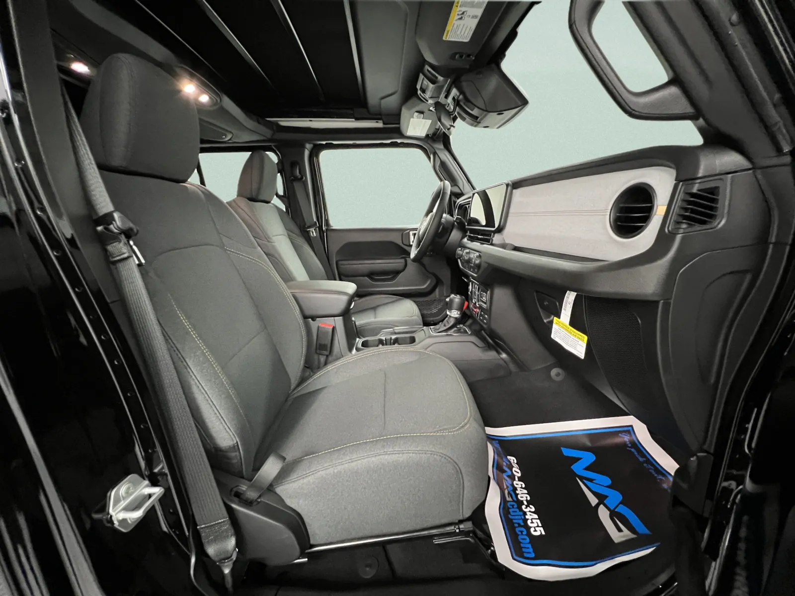 2027 Jeep Wrangler 4-Door Willys - Photo 34
