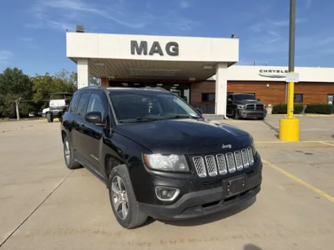 Black 2017 Jeep Compass High Altitude for sale in Chillicothe, MO