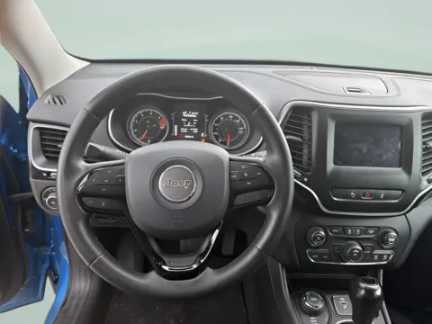 Photos of 2021 Jeep Cherokee Altitude for sale in Chillicothe, MO at MAG CDJR