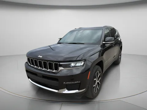 Photos of 2023 Jeep Grand Cherokee L Limited for sale in Chillicothe, MO at MAG CDJR