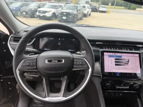 Another view of 2023 Jeep Grand Cherokee L Limited for sale in Chillicothe, MO at MAG CDJR