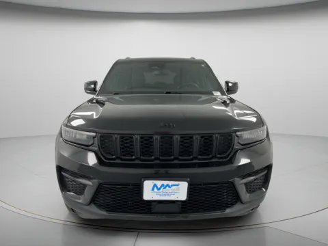 Another view of 2024 Jeep Grand Cherokee Altitude for sale in Chillicothe, MO at MAG CDJR