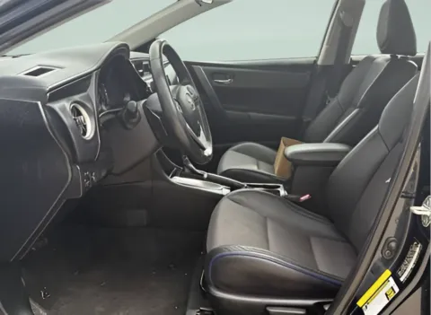 More photos of 2019 Toyota Corolla SE at MAG CDJR, MO