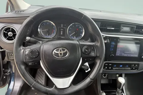 Another view of 2019 Toyota Corolla SE for sale in Chillicothe, MO at MAG CDJR