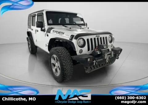 White 2017 Jeep Wrangler Unlimited Sahara for sale in Chillicothe, MO