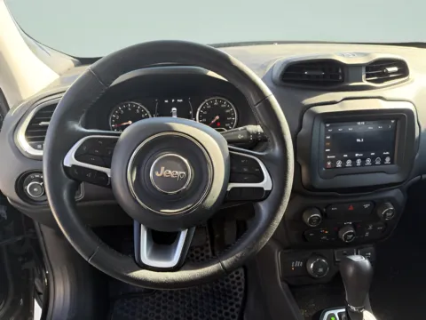 Another view of 2020 Jeep Renegade Latitude for sale in Chillicothe, MO at MAG CDJR