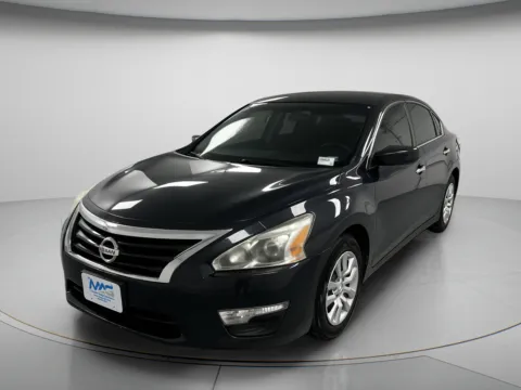 Another view of 2015 Nissan Altima 2.5 S for sale in Chillicothe, MO at MAG CDJR