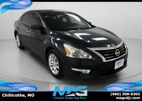 Blue 2015 Nissan Altima 2.5 S for sale in Chillicothe, MO