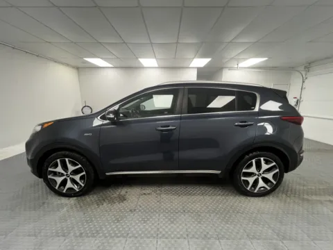 More photos of 2017 Kia Sportage SX Turbo at MAG CDJR, MO
