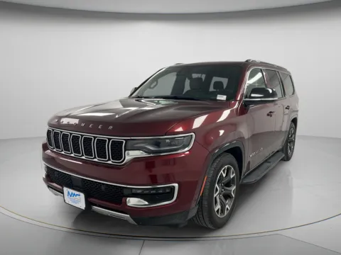 More photos of 2024 Jeep Wagoneer Series III at MAG CDJR, MO