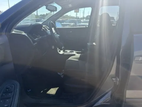 More photos of 2013 GMC Acadia SLE at MAG CDJR, MO