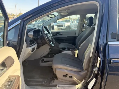 More photos of 2018 Chrysler Pacifica Touring Plus at MAG CDJR, MO